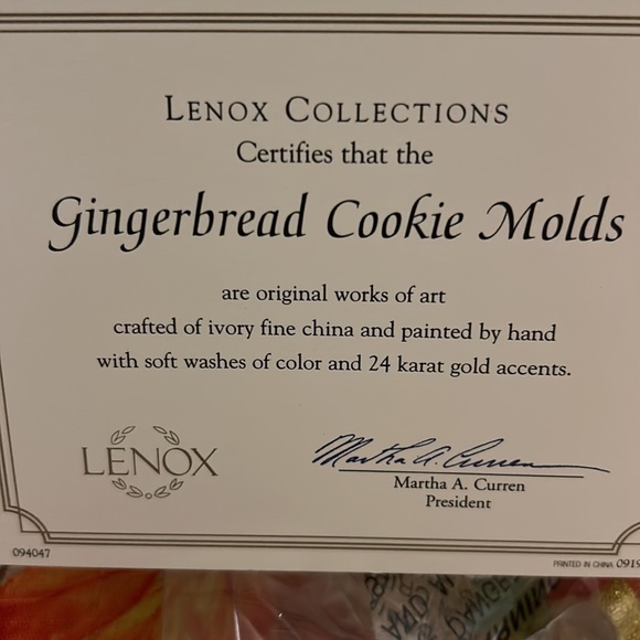 Lenox Gingerbread cookie molds - Picture 4 of 7